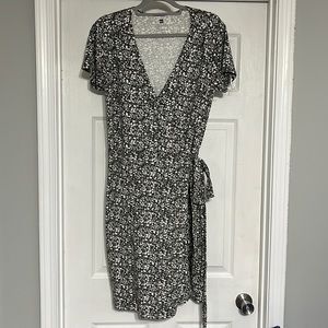 Pact Organic Cotton Gray Floral Wrap Dress Sustainable Large L